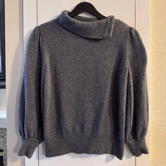 CO Essentials Wool Cashmere Gray Button Shoulder/Fold Collar Sweater Sz Medium - Picture 5 of 9